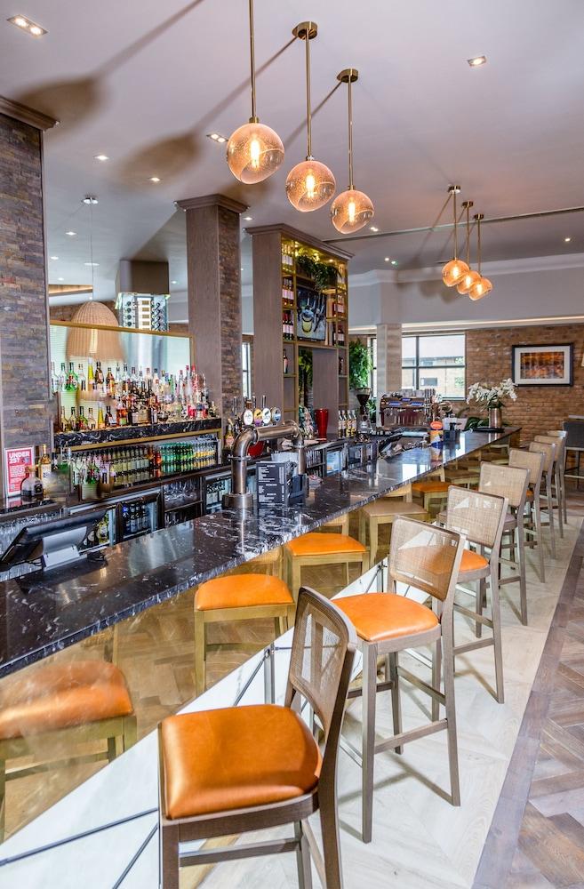 Riverside Hotel 4*